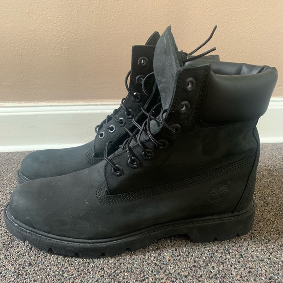 Black Timberlands Size-8.5 - Picture 2 of 5